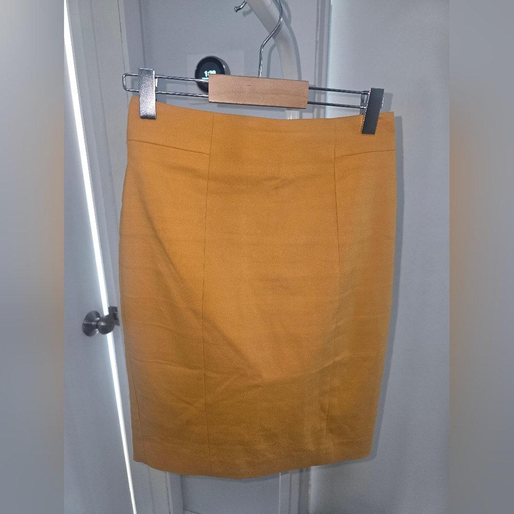 H&M Mustard Pencil Skirt